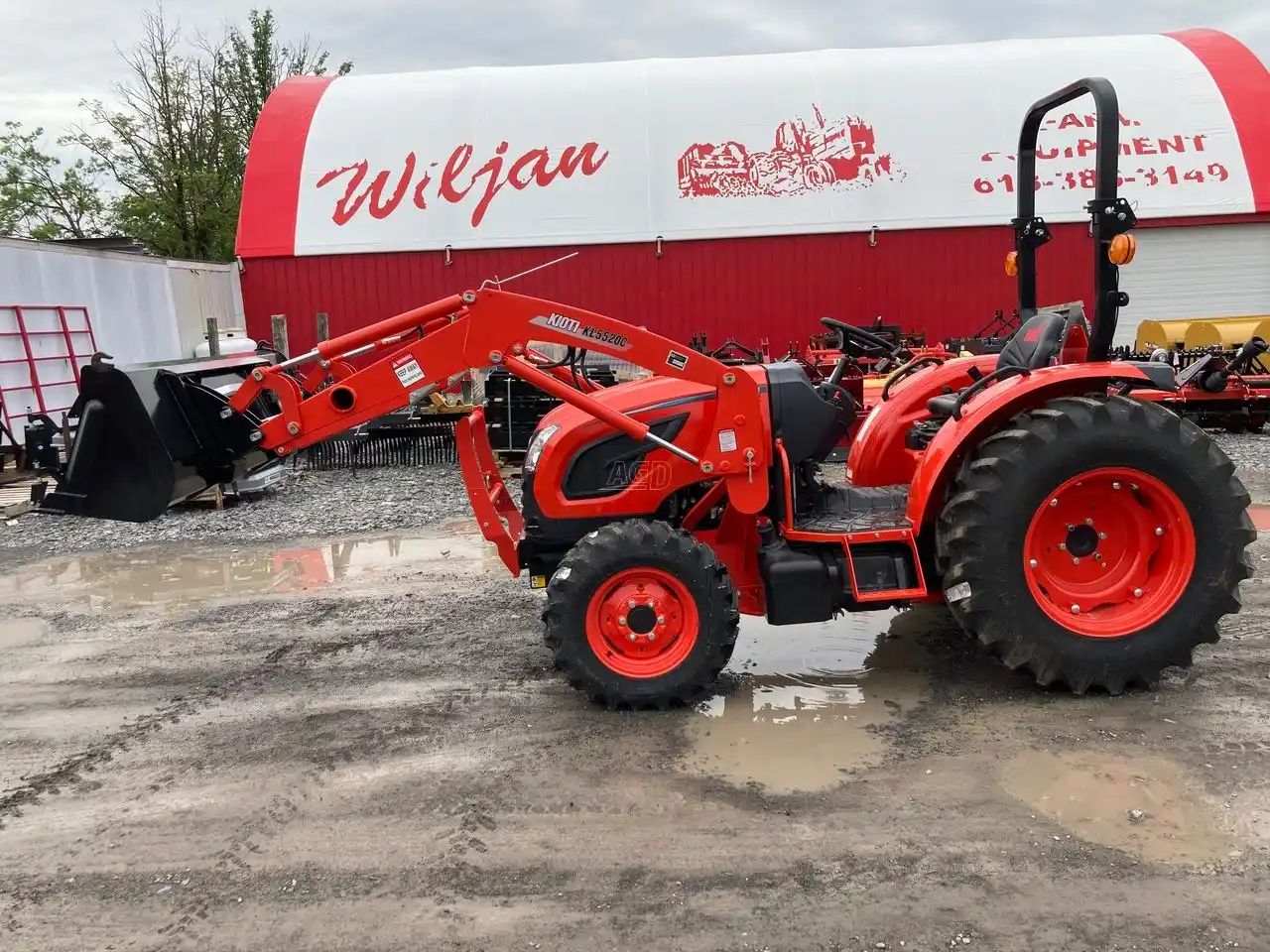 Gallery image 1 for New Kioti DK6010SE Tractor