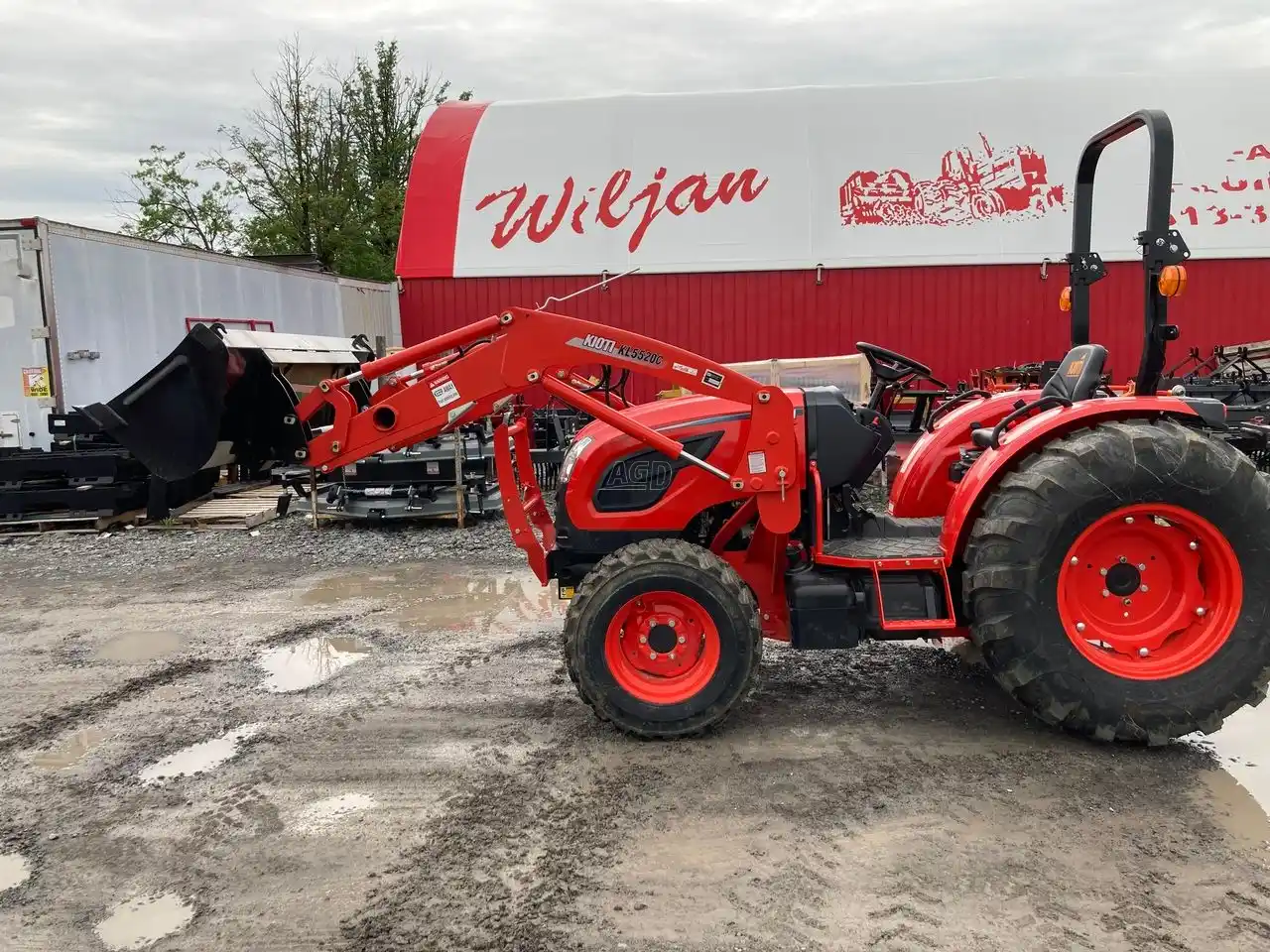 Gallery image 1 for New Kioti DK4210SE HST Tractor