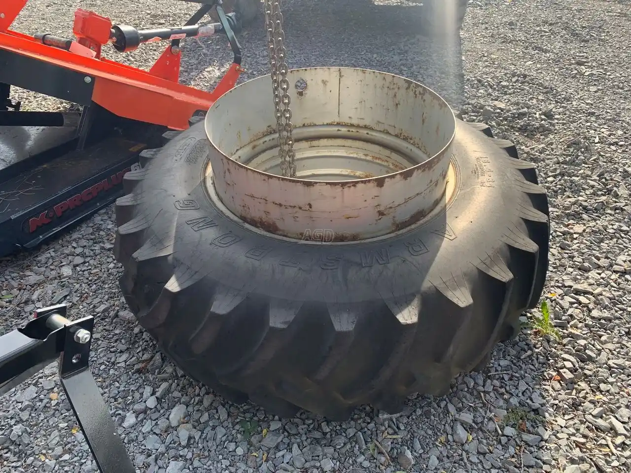 Gallery image 2 for Used Unverferth 18.4X34 T-RAILS Duals