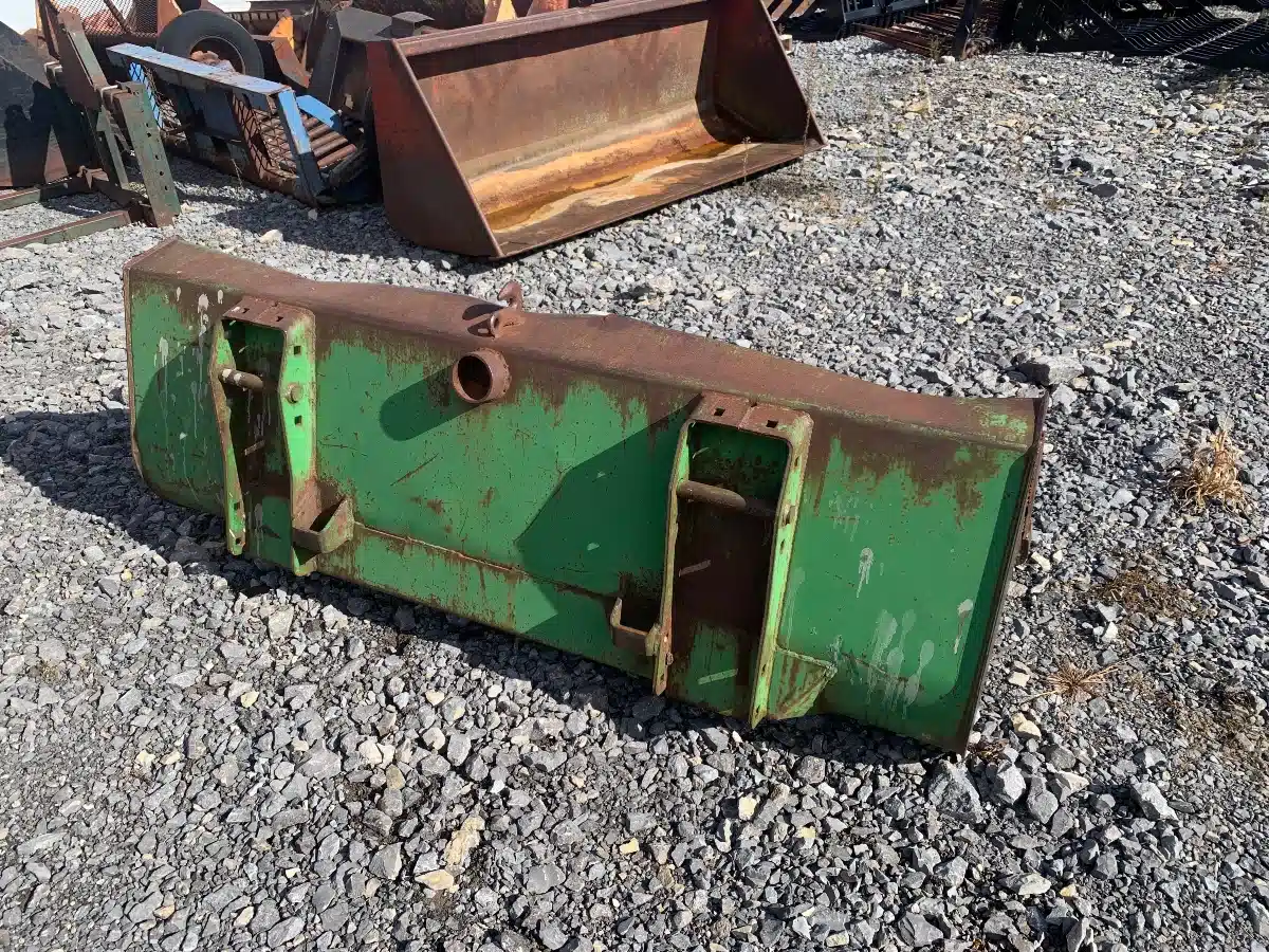 Gallery image 2 for John Deere 6FT Bucket