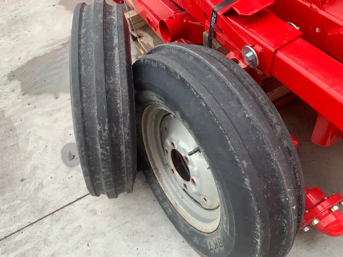 Gallery image 2 for Used BKT 6.50-16 Tires & Rims