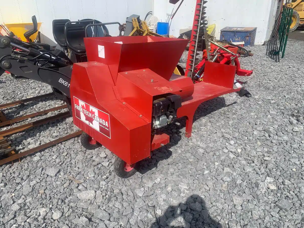 Gallery image 2 for Used Farmtrac SB2B Silage Bagger