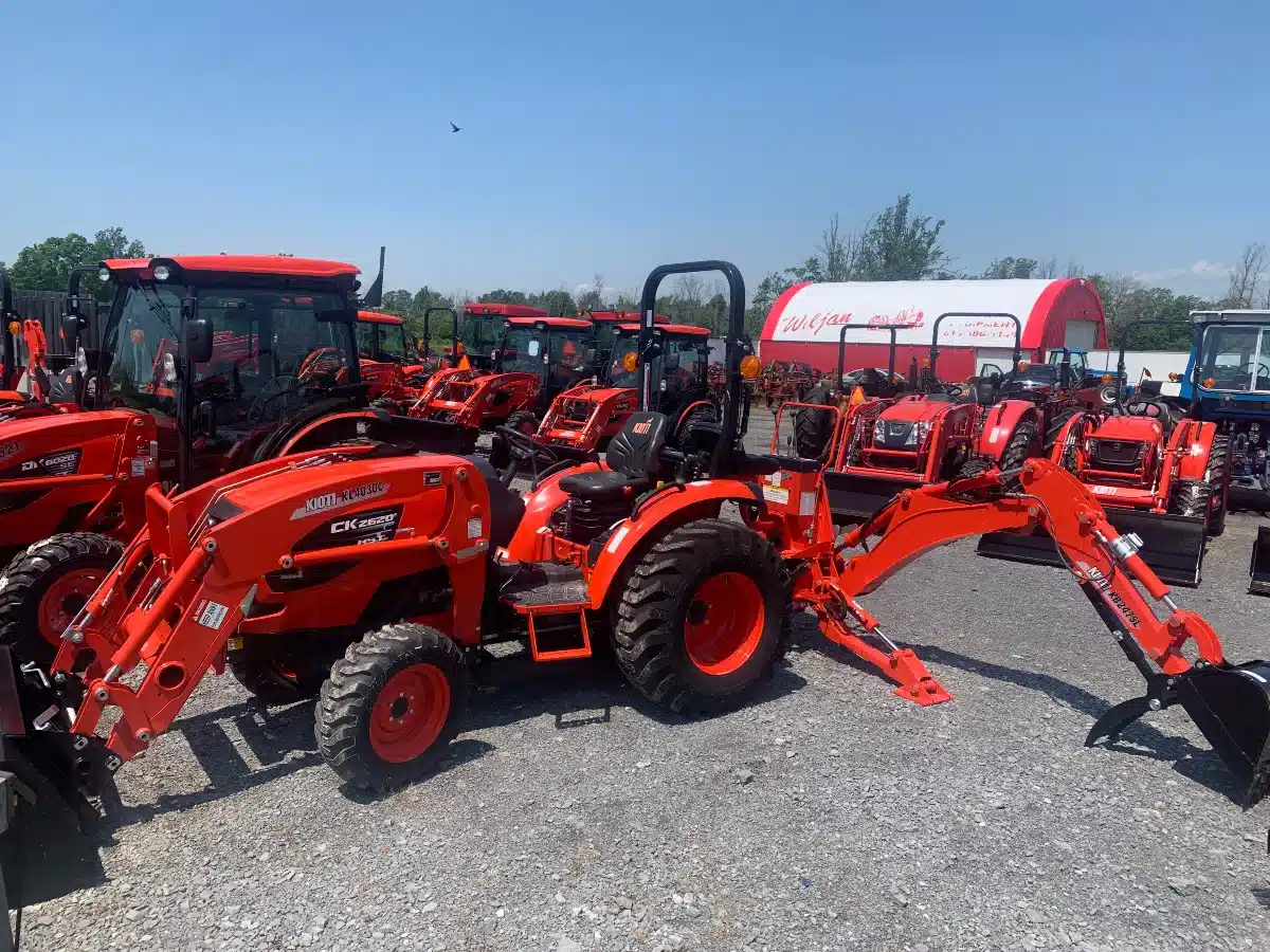 Gallery image 1 for New Kioti CK2620 HST Tractor