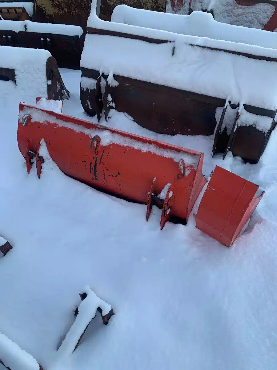 Gallery image 2 for Used Kubota 4 ft Bucket