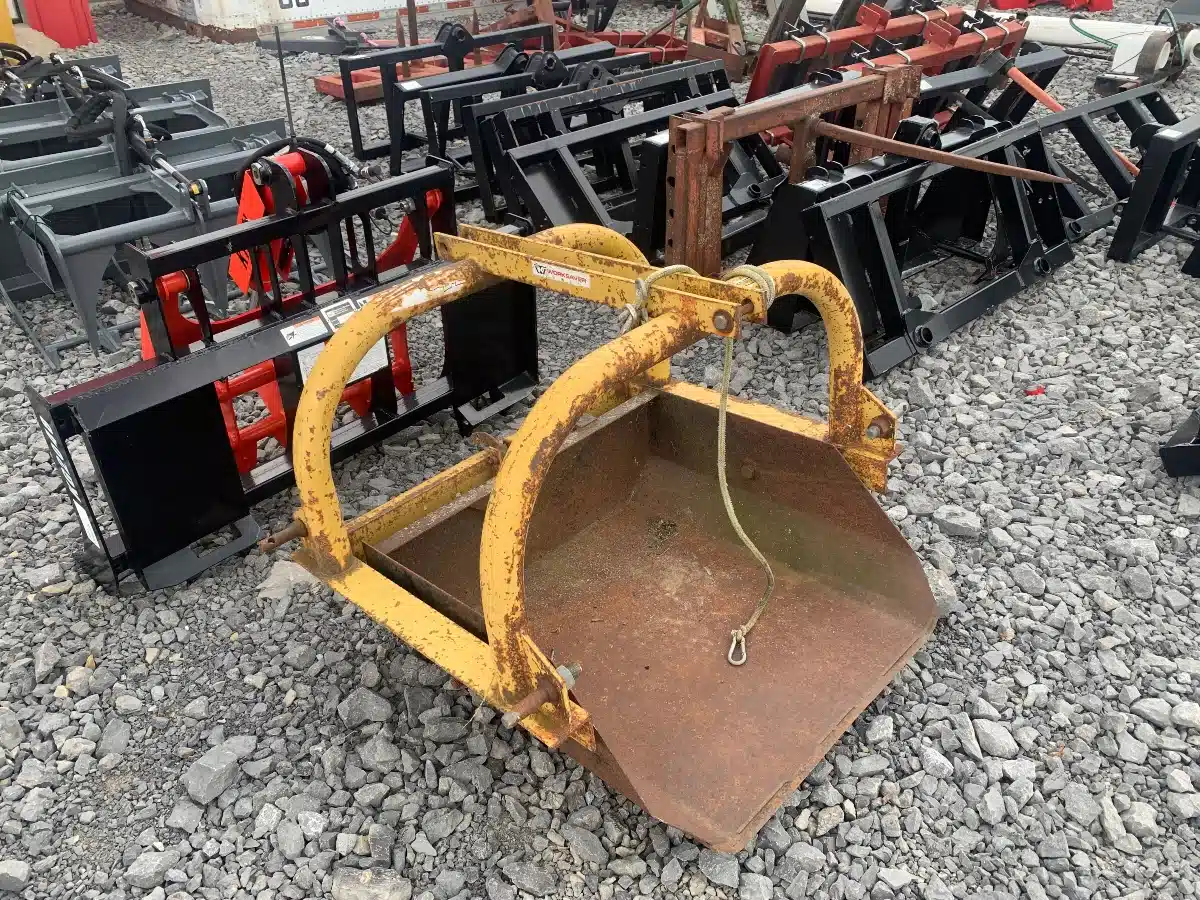 Gallery image 1 for Used Worksaver 4ft Dirt Scoop