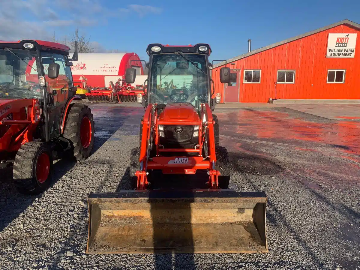 Gallery image 2 for Used 2023 Kioti CK2620SE Tractor