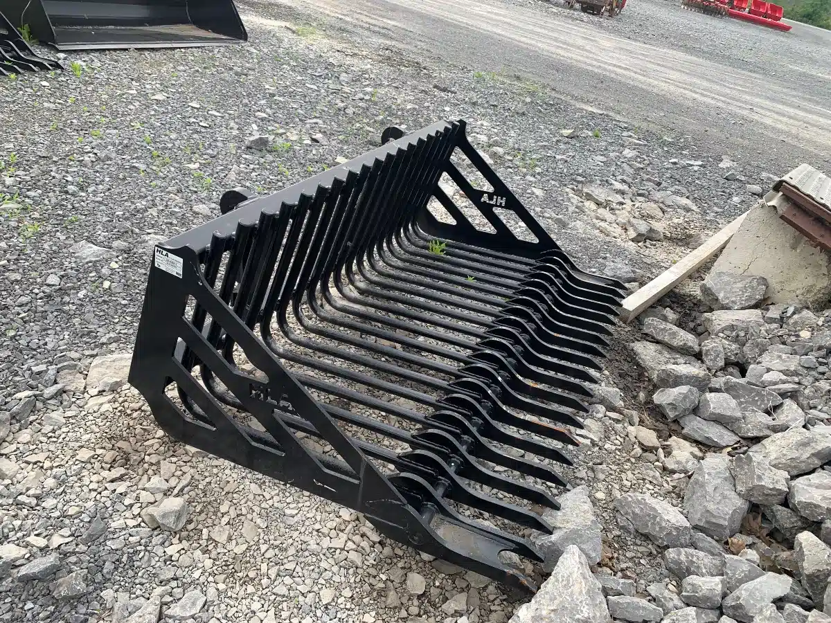 Photo de la Galerie 1 pour HLA Attachments 48 INCH Fourche à roche