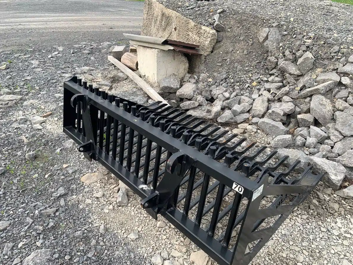Photo de la Galerie 2 pour HLA Attachments 70 inch Fourche à roche