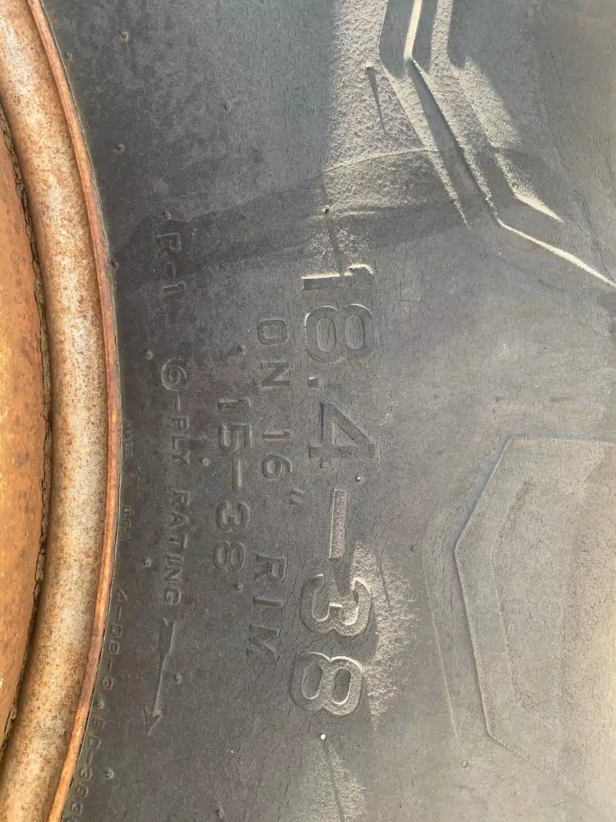 Photo de la Galerie 2 pour Goodyear 18.4-38 Roues double
