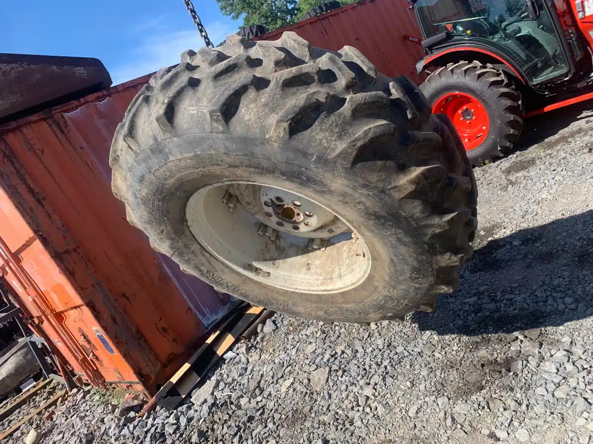 Gallery image 1 for Goodyear 18.4-30 Tires