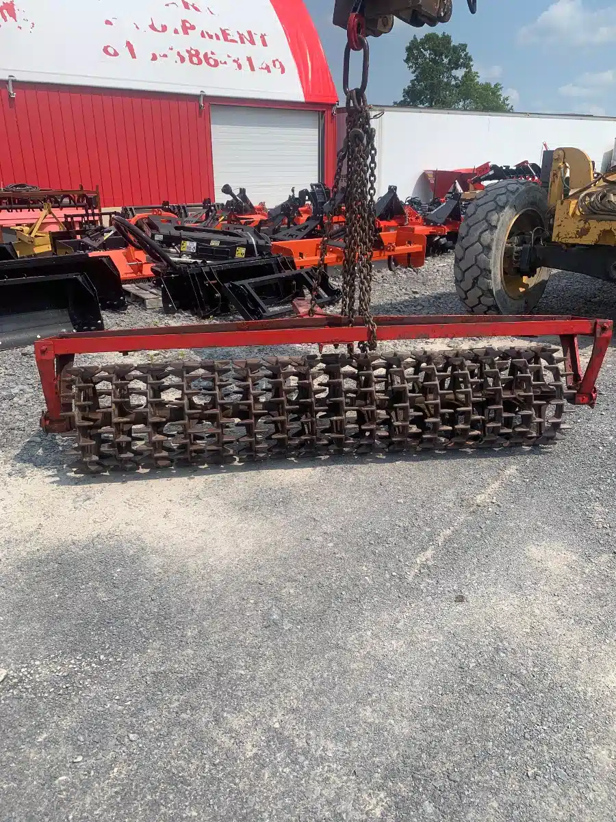 Gallery image 1 for Brillion 8FT crow foot Packer