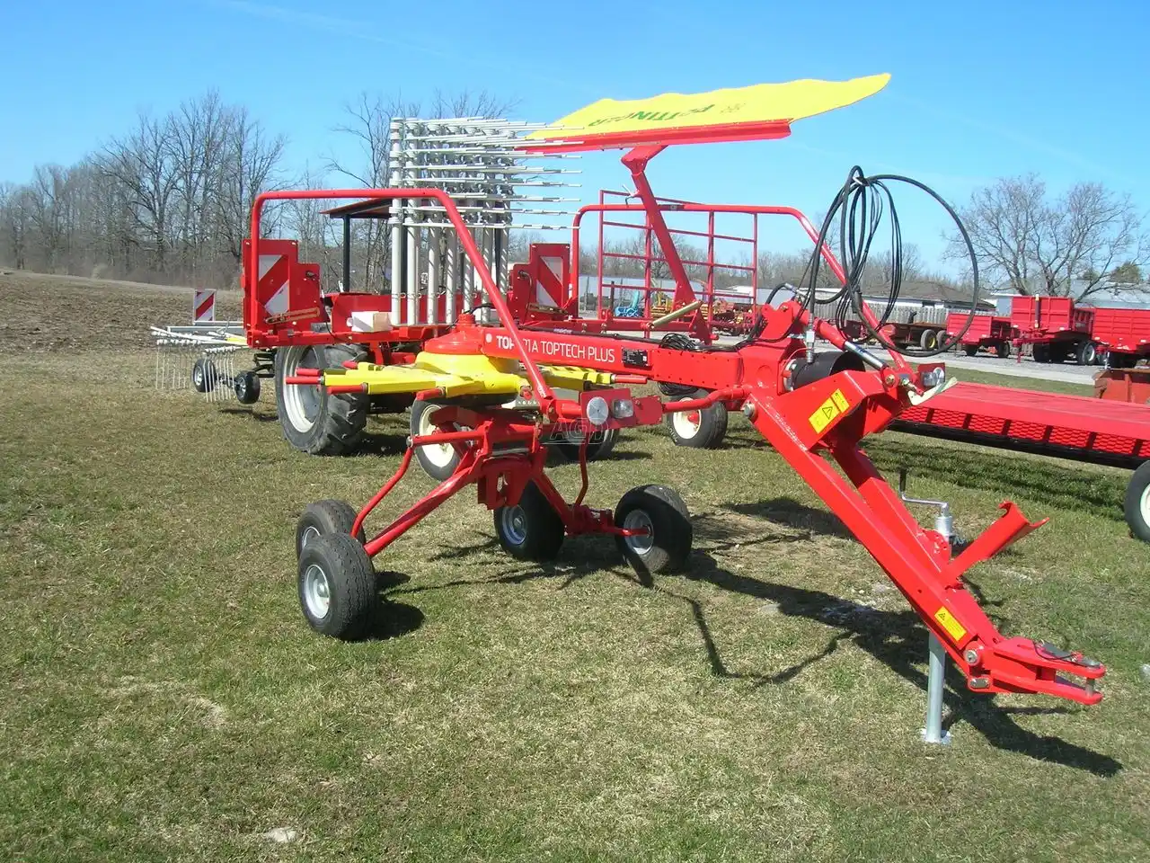 Gallery image 2 for New Pottinger EUROTOP 421 A Rake