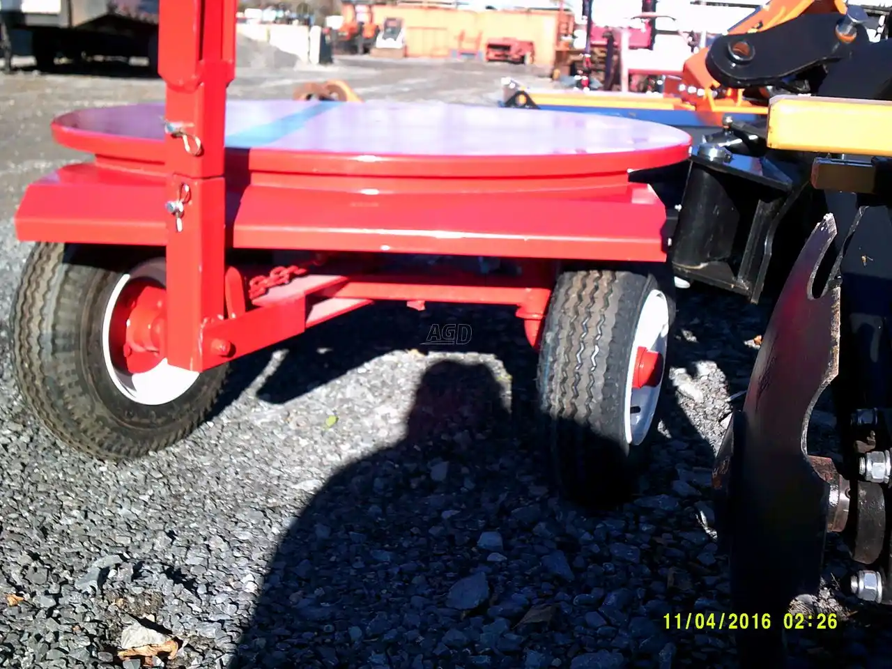 Gallery image 2 for New Creekbank Welding 48QC Bale Wagon