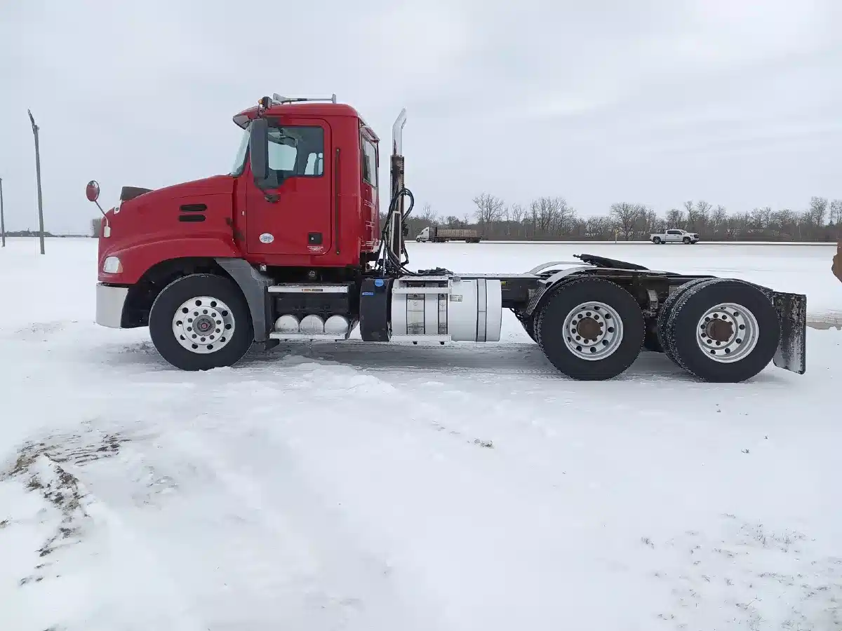 Used 2018 Mack CXU613 Semi-Truck
