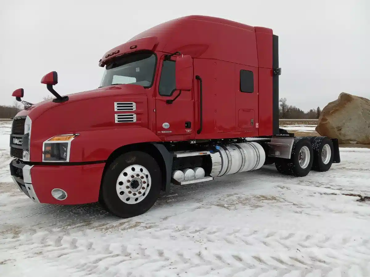 Gallery image 2 for 2019 Mack ANTHEM 64T Semi-Truck