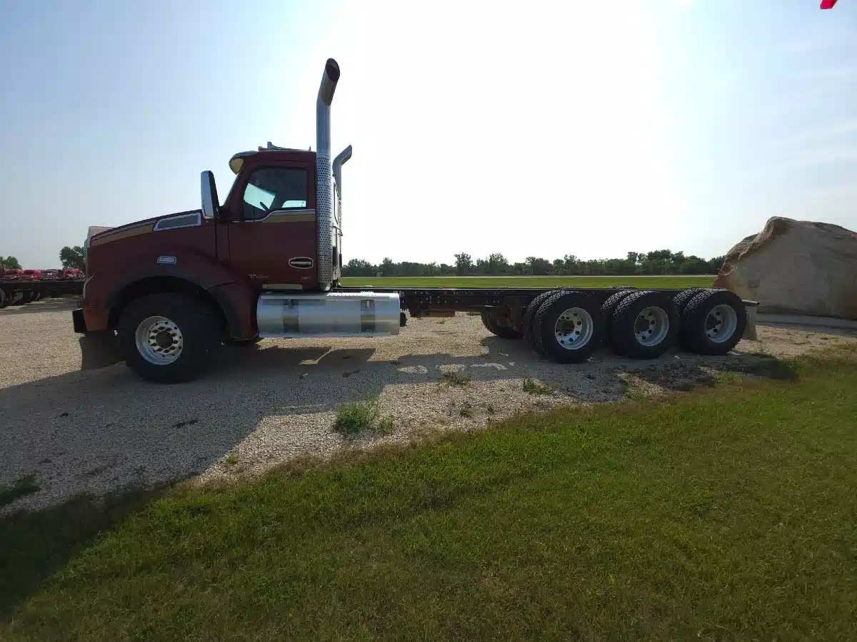 Photo de la Galerie 1 pour 2018 Kenworth T880 Camion dix roues