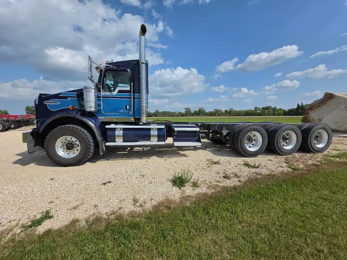 Photo de la Galerie 1 pour 2022 Kenworth T800 Camion dix roues
