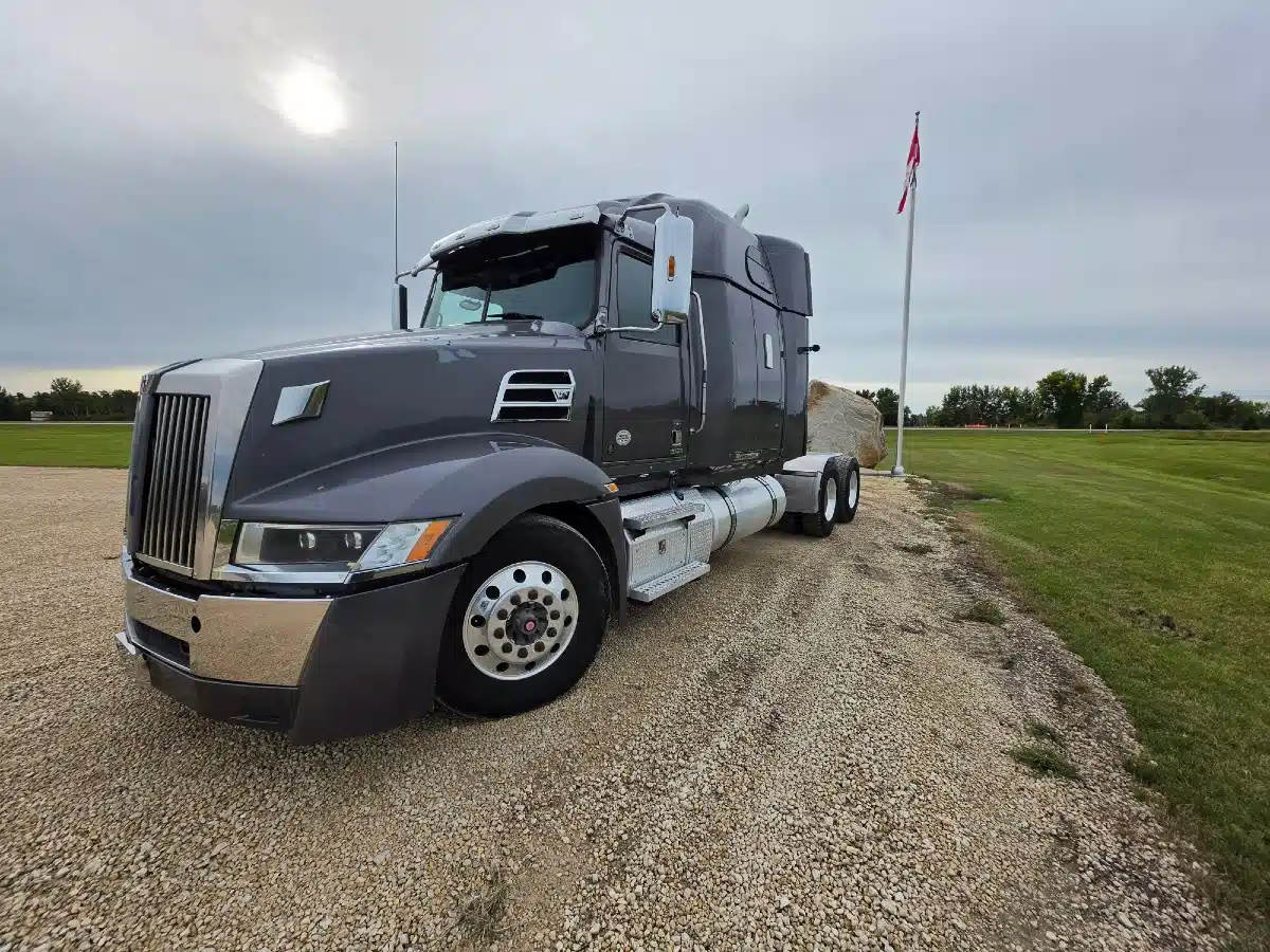 Gallery image 2 for 2020 Western Star 5700XE Semi-Truck