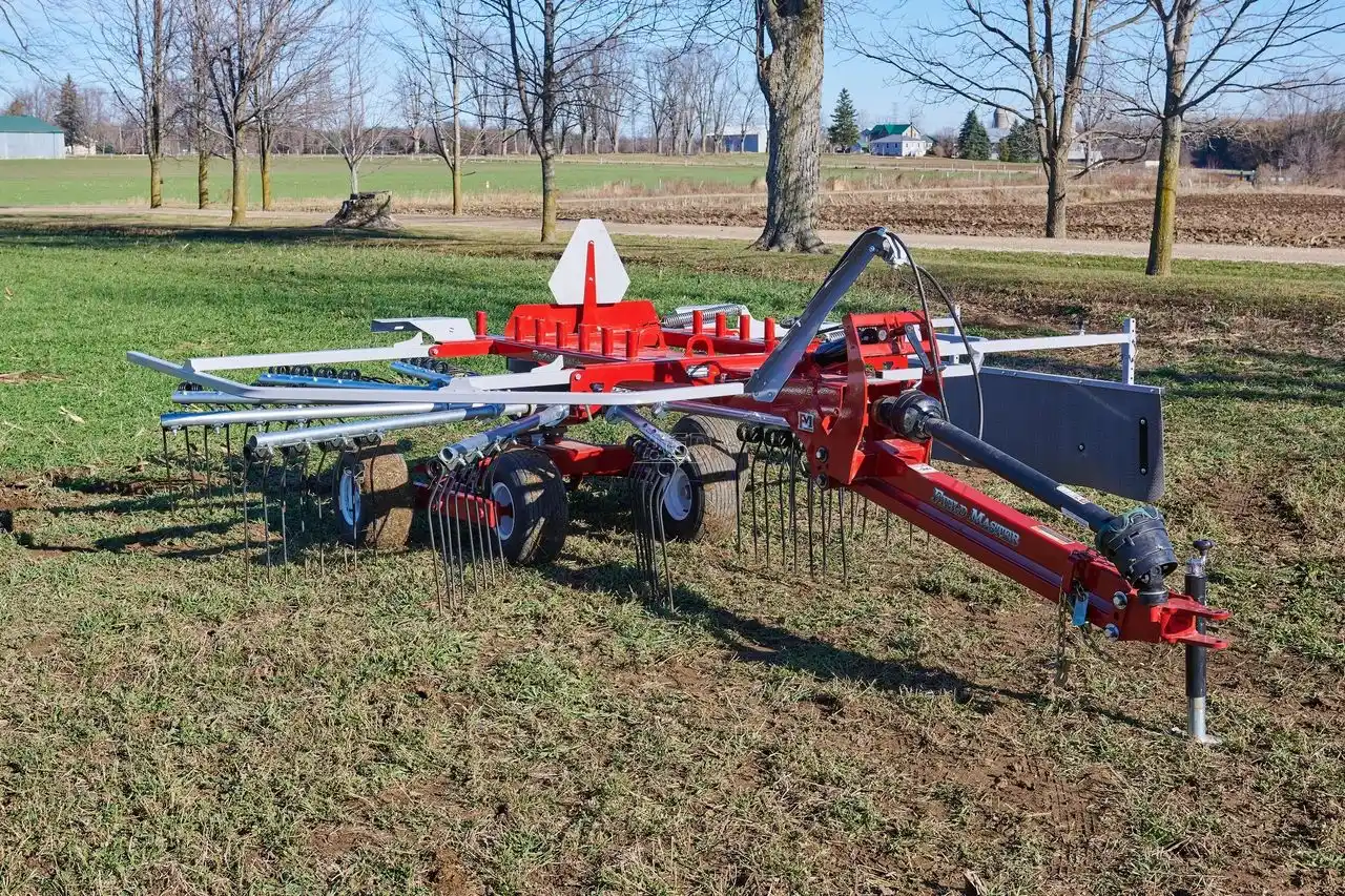 Gallery image 1 for New Field Master ROTOMAX R256 PLUS Rake