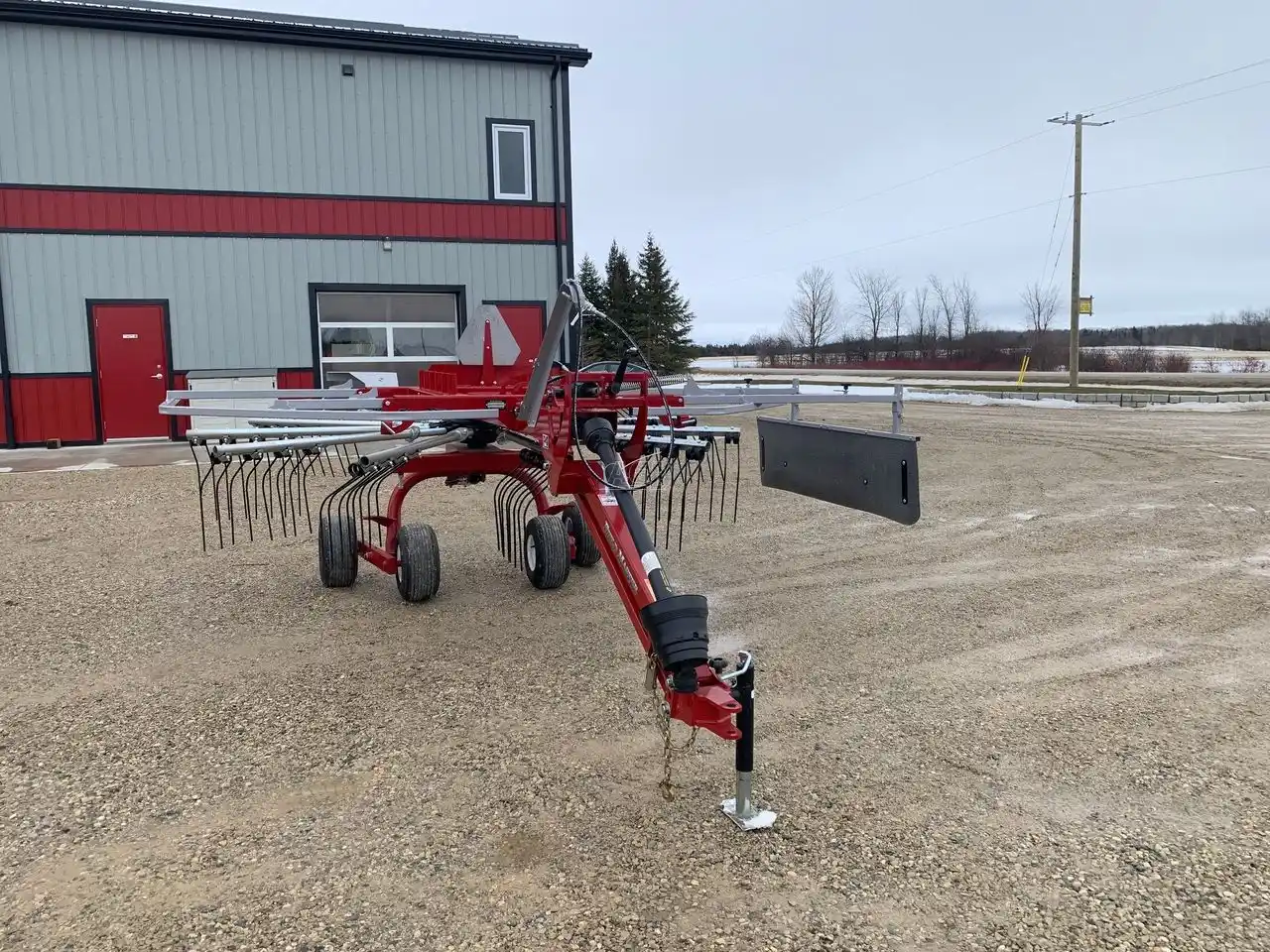 Gallery image 2 for 2025 Field Master ROTOMAX R256 PLUS Rake