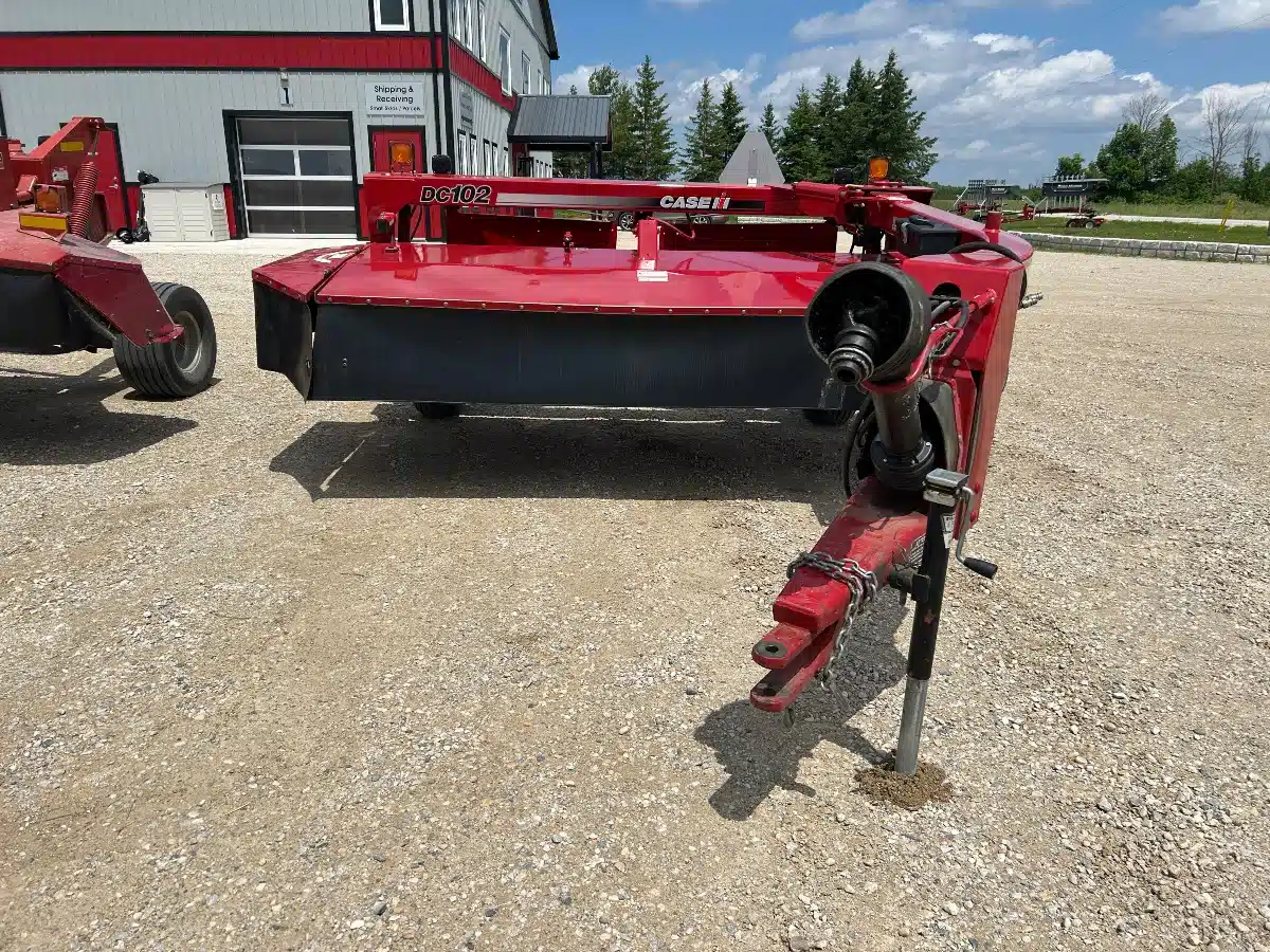 Gallery image 1 for Used Case IH DC102 Disc Mower Conditioner