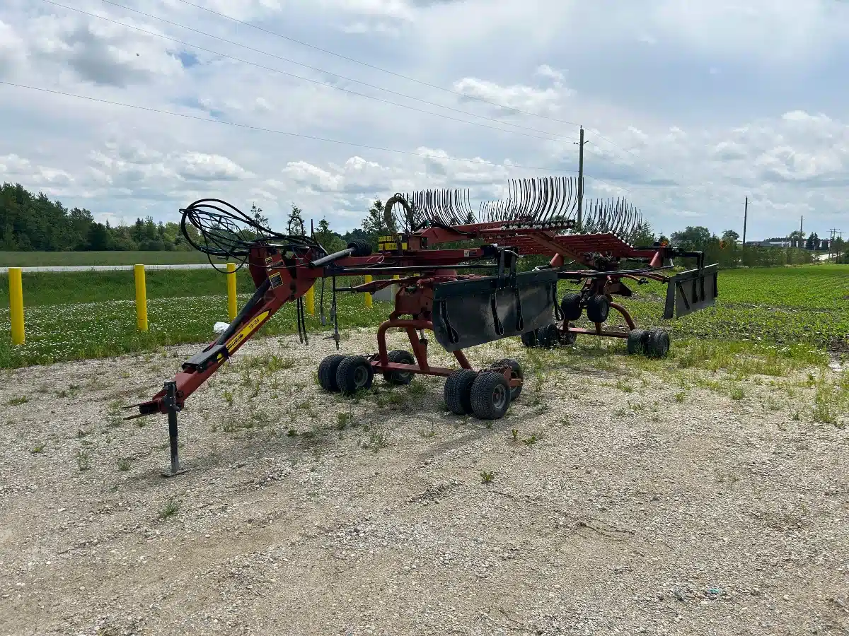 Gallery image 1 for Used Pequea TS-24 Rake