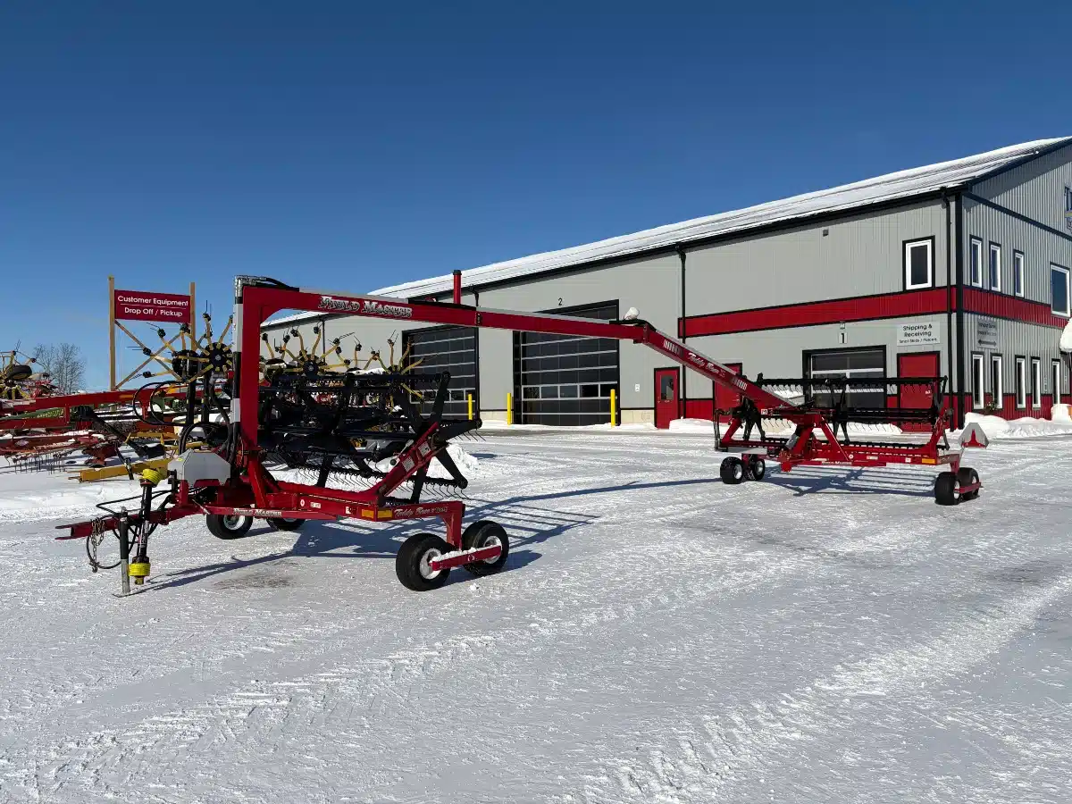 Field Master F108-H Hay Fluffer