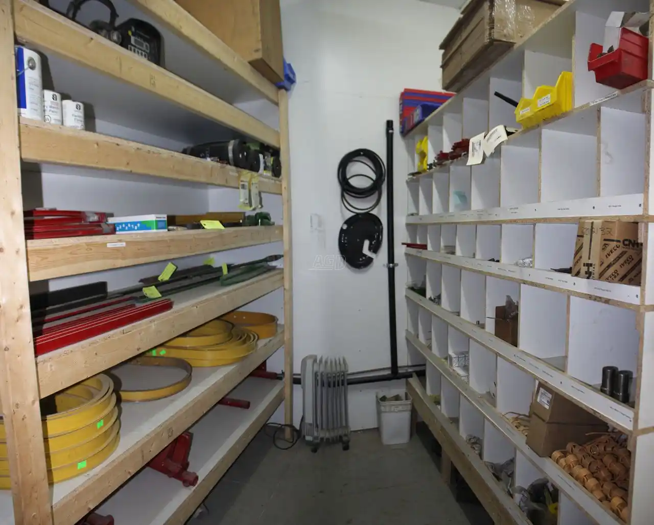 Gallery image 2 for Used OEM Parts Parts New-Used