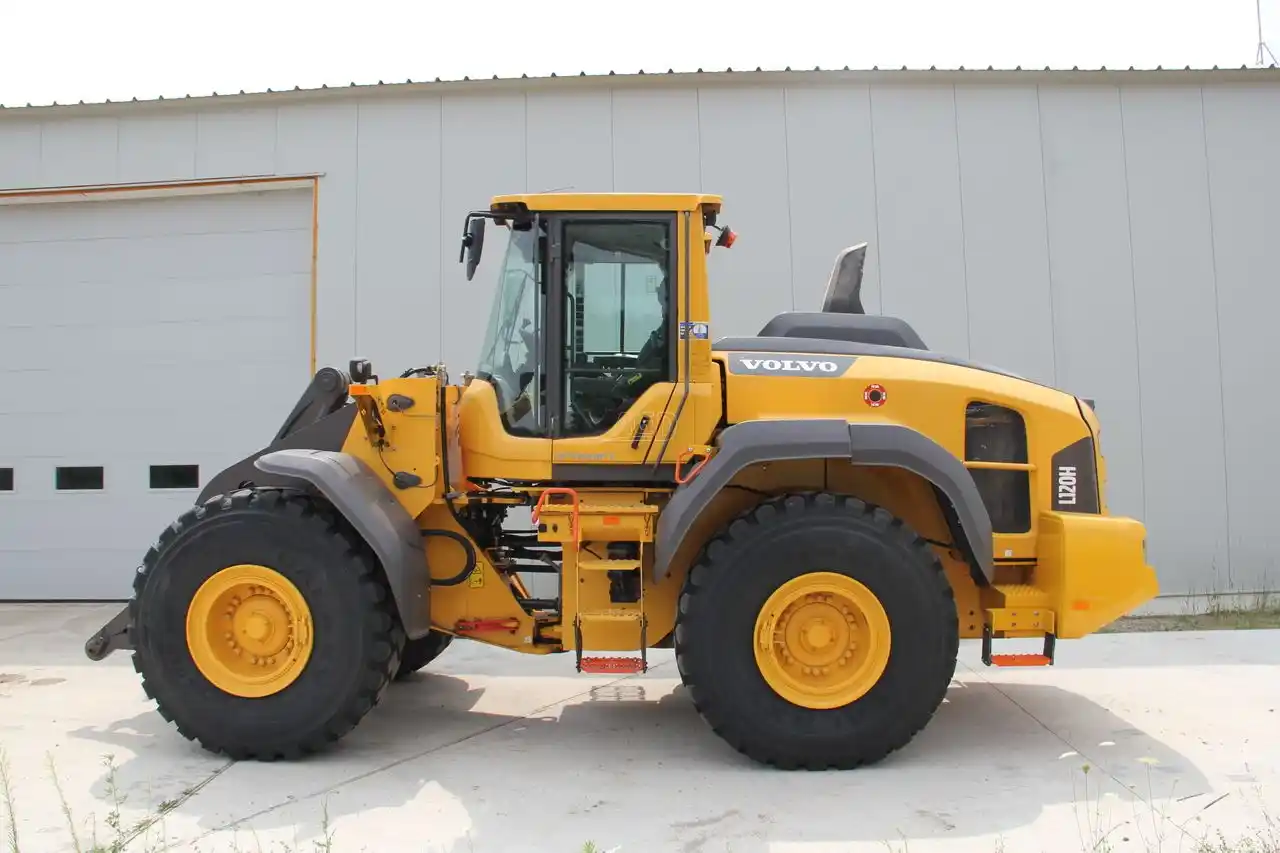 Gallery image 2 for Used 2020 Volvo L120H Loader - Articulating