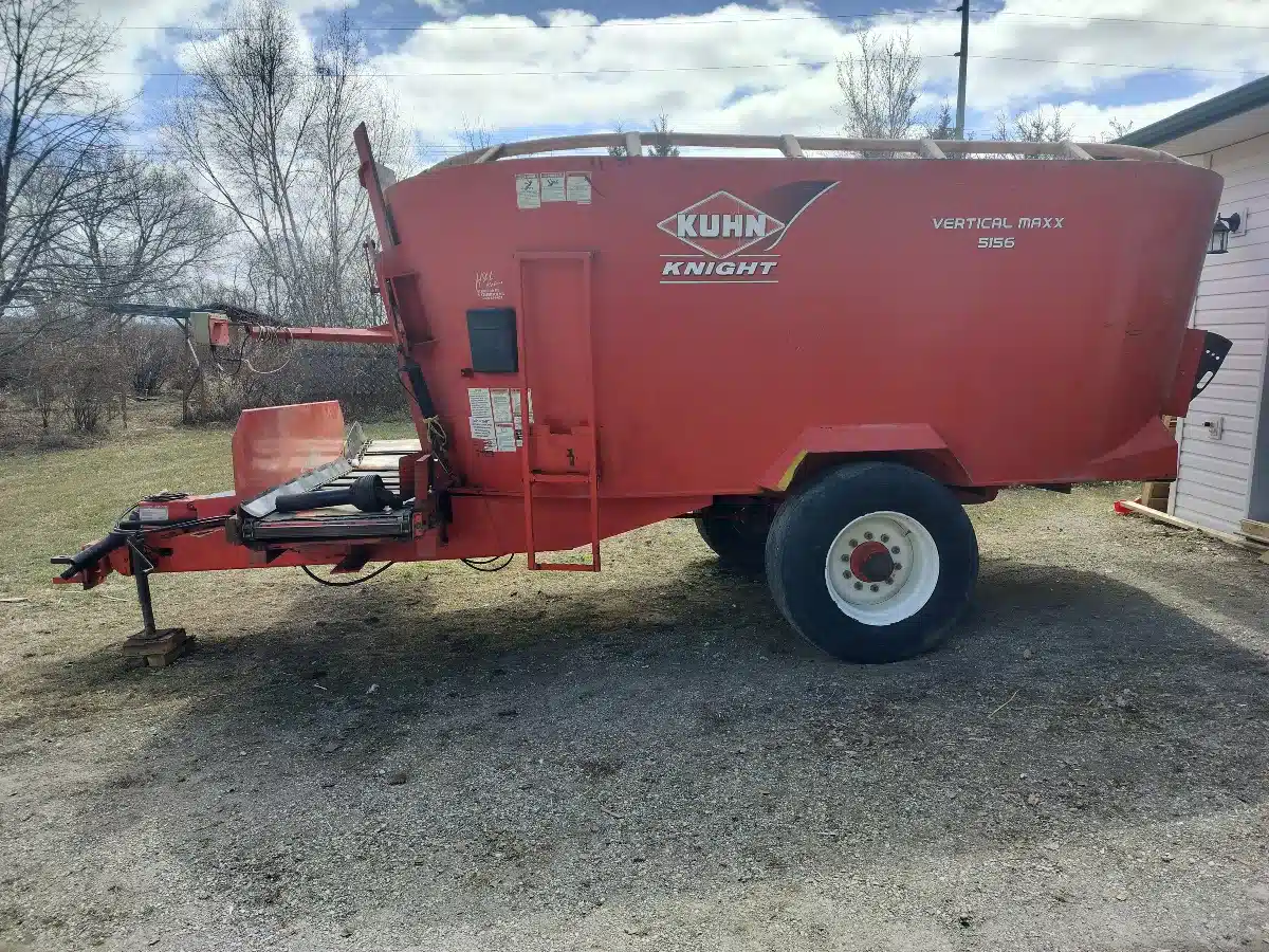 Gallery image 2 for 2012 Kuhn 5156 TMR Mixer