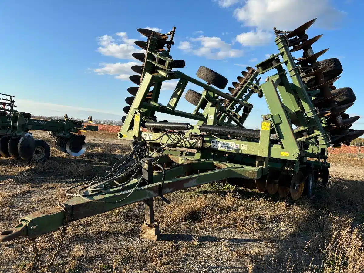 Gallery image 2 for Used 2012 Wishek 842NT-30 Disc