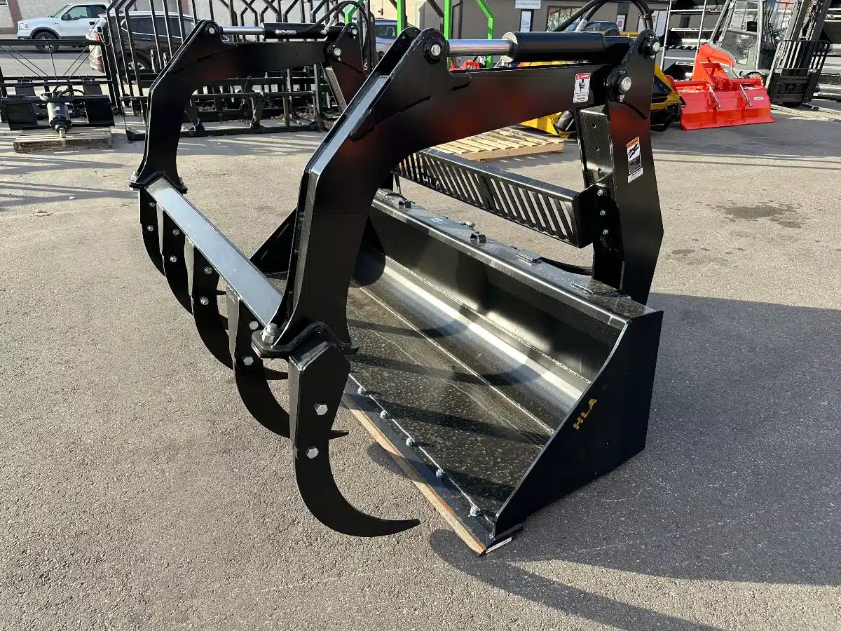 Gallery image 1 for HLA Attachments MB96HDGRL84 Bucket
