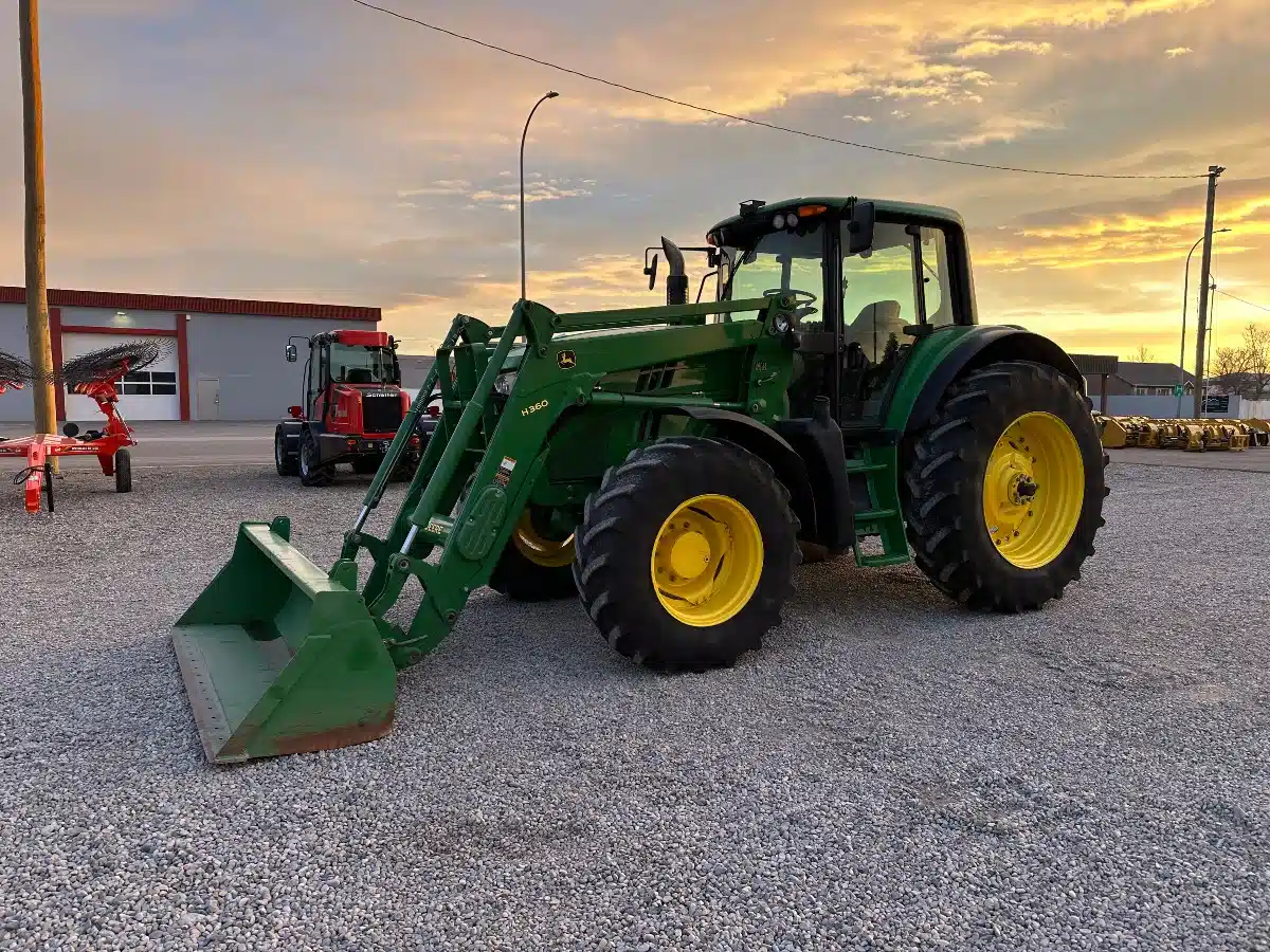 Gallery image 1 for Used 2014 John Deere 6150M Tractor
