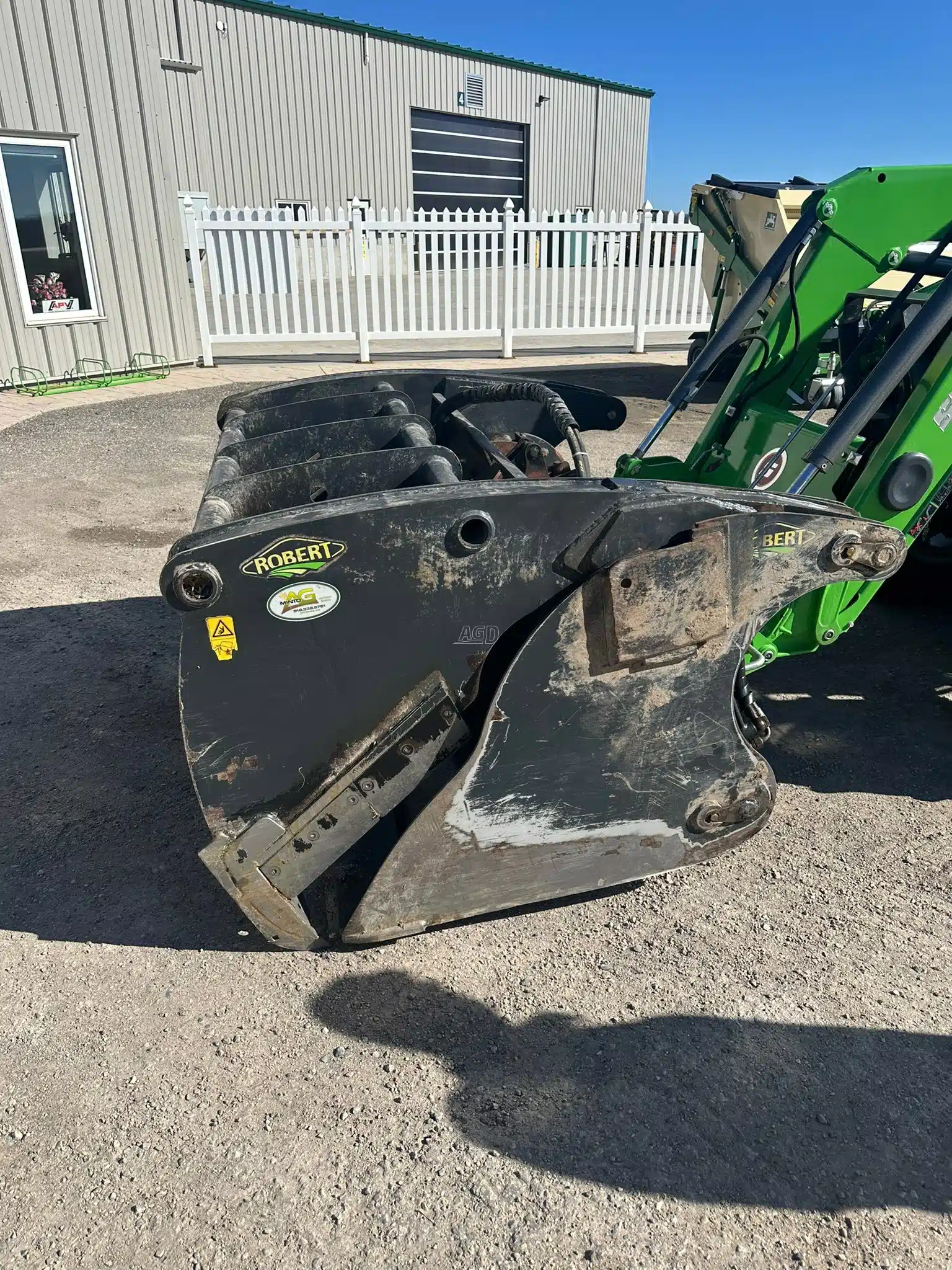 Gallery image 1 for Used 2014 Robert GMC190 Silage Cutter