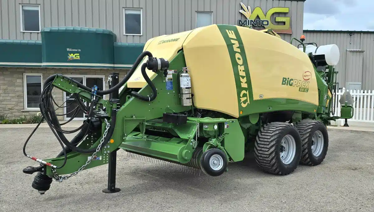 Gallery image 1 for Used 2023 Krone BIG PACK 890 XC HIGHSPEED Square Baler - Large