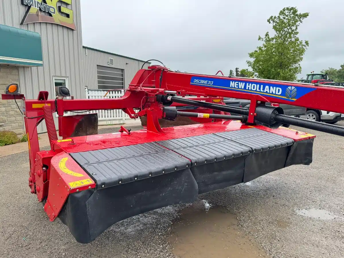 Gallery image 2 for Used 2022 New Holland 313 Disc Mower Conditioner