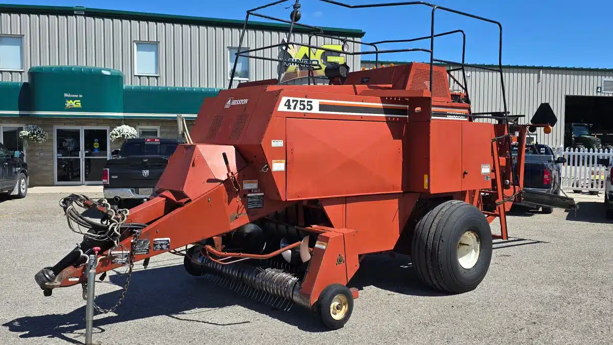 Gallery image 1 for Used 1996 Hesston 4755 Square Baler - Large