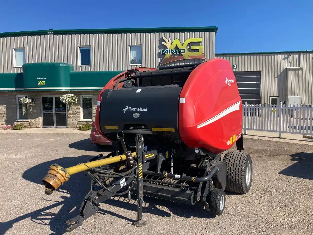 Gallery image 2 for Used Kverneland 6516 Round Baler