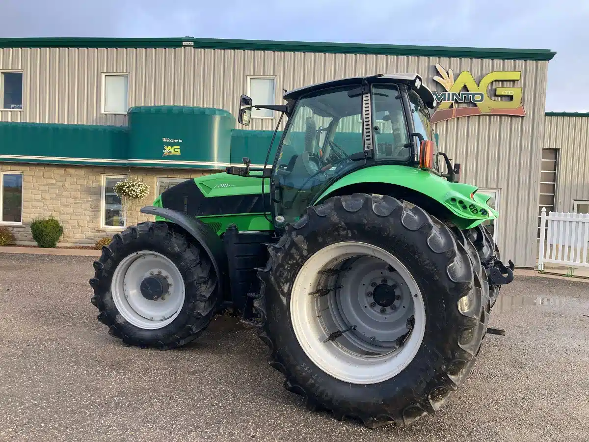 Gallery image 2 for 2013 Deutz Fahr AGROTRON 7210 TTV Tractor