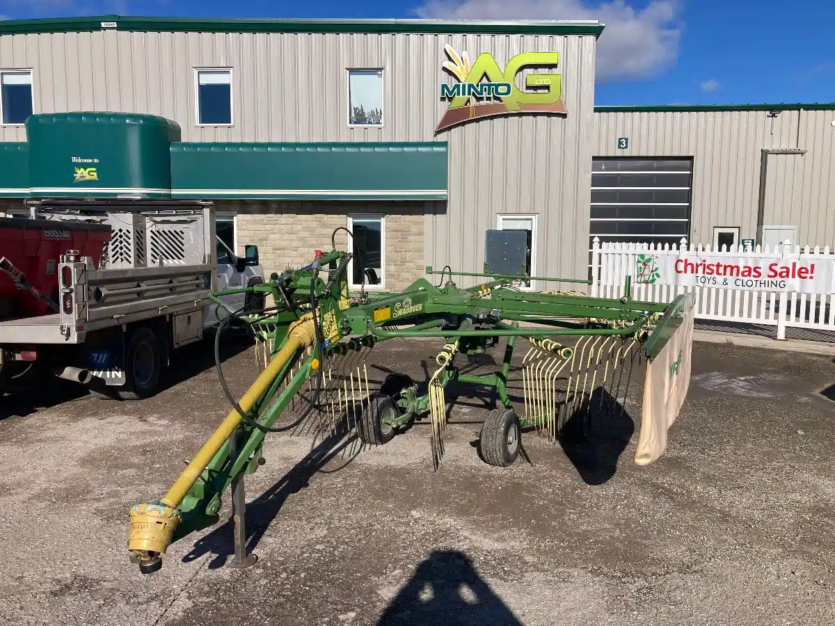Gallery image 2 for Used 2012 Krone SWADRO 42T Rake