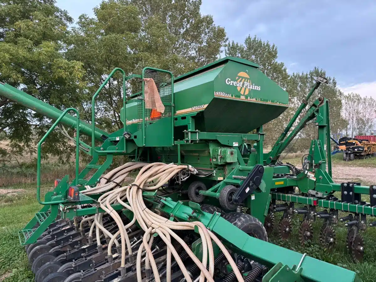 Used 2004 Great Plains NTA-2000 Air Seeder