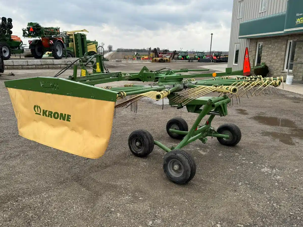 Photo de la Galerie 2 pour 2013 Krone SWADRO 42T râteau