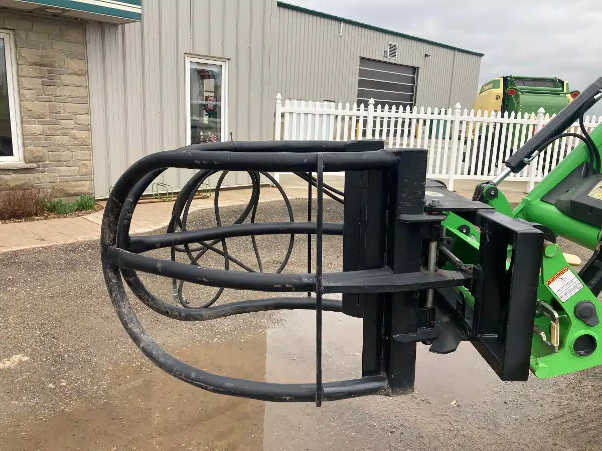 2013 HLA Attachments bg3000 Bale Grapple