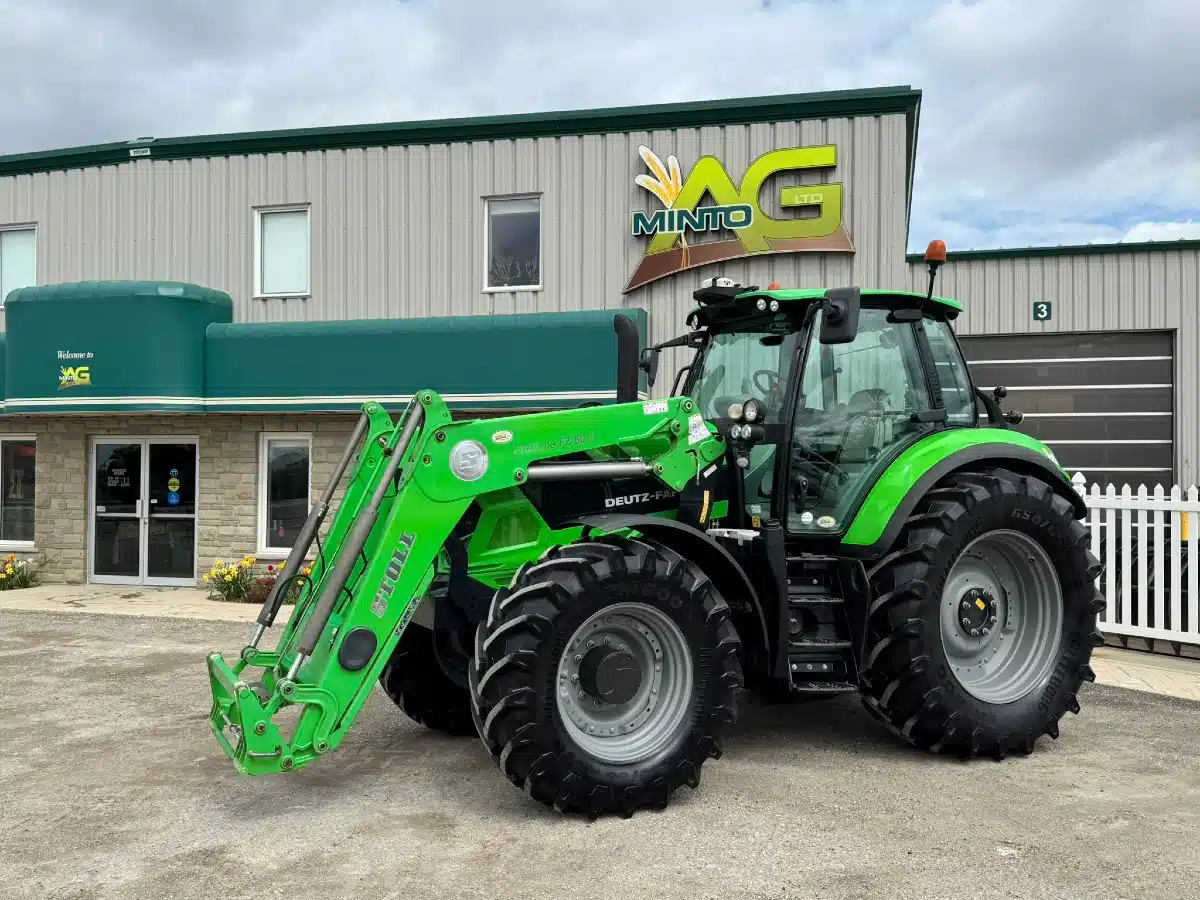 Photo de la Galerie 1 pour 2017 Deutz Fahr 6185 RCShift Tracteur