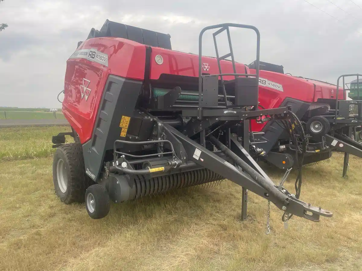 Gallery image 1 for Used 2022 Massey Ferguson RB 4180V Round Baler