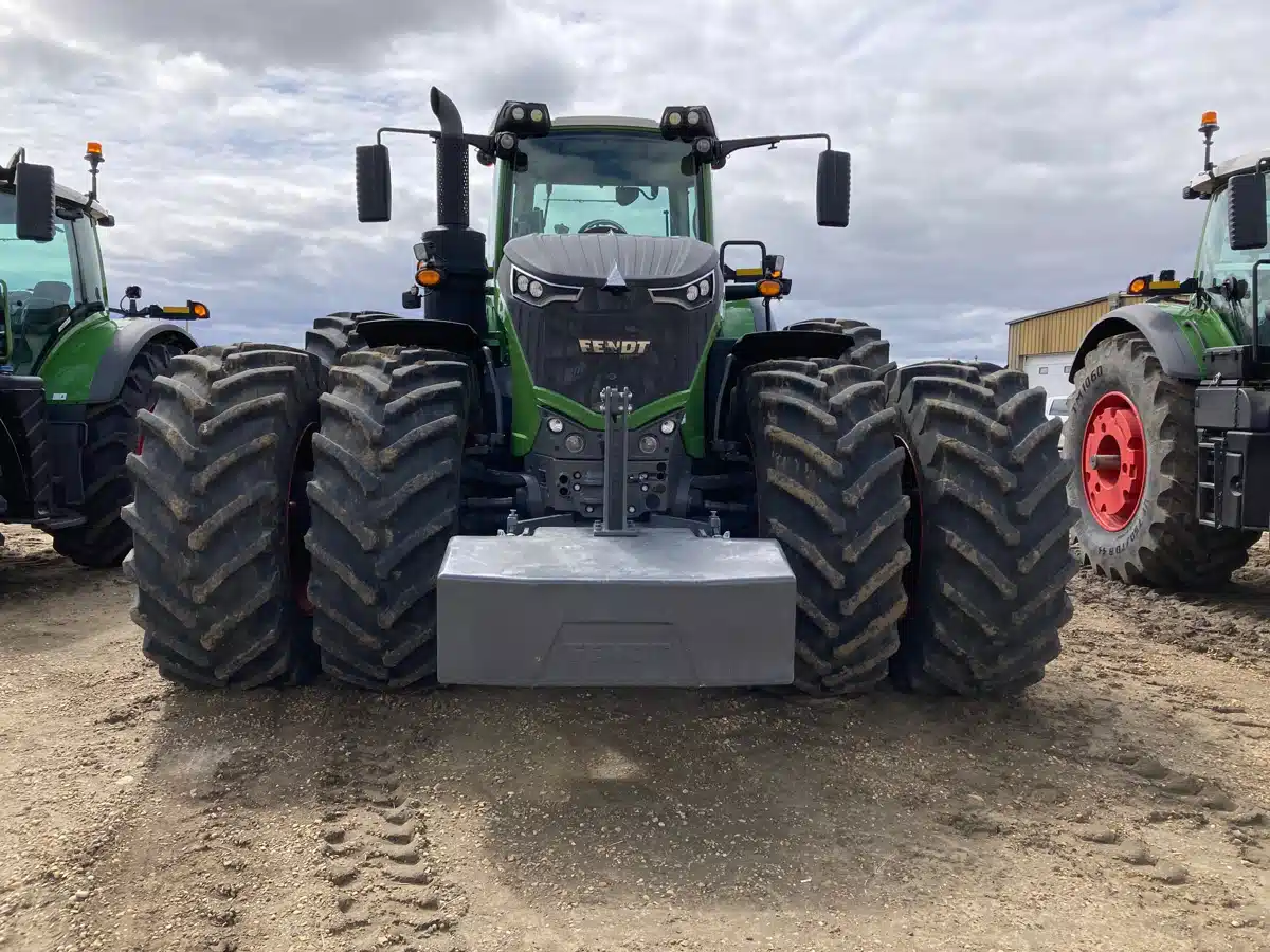 Gallery image 2 for Used 2022 Fendt 1050 VARIO Tractor
