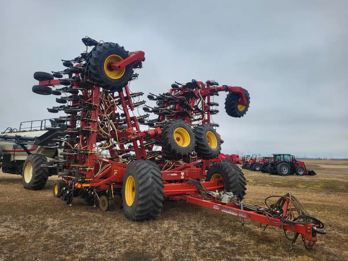 Gallery image 2 for Used 2015 Bourgault 3320-76 Air Drill