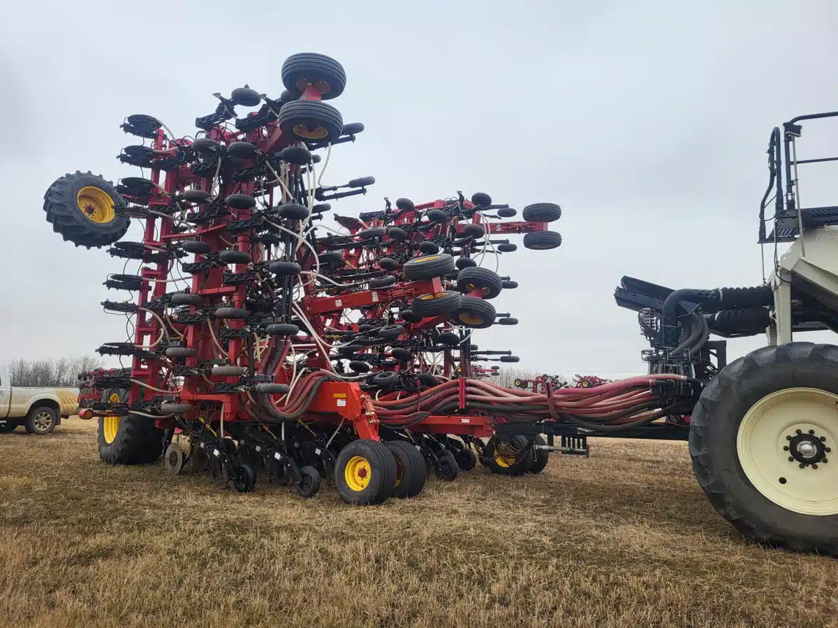 Gallery image 1 for Used 2015 Bourgault 3320-76 Air Drill