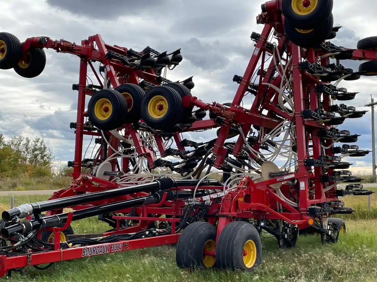 Gallery image 1 for Used 2014 Bourgault 3320-66 Air Drill