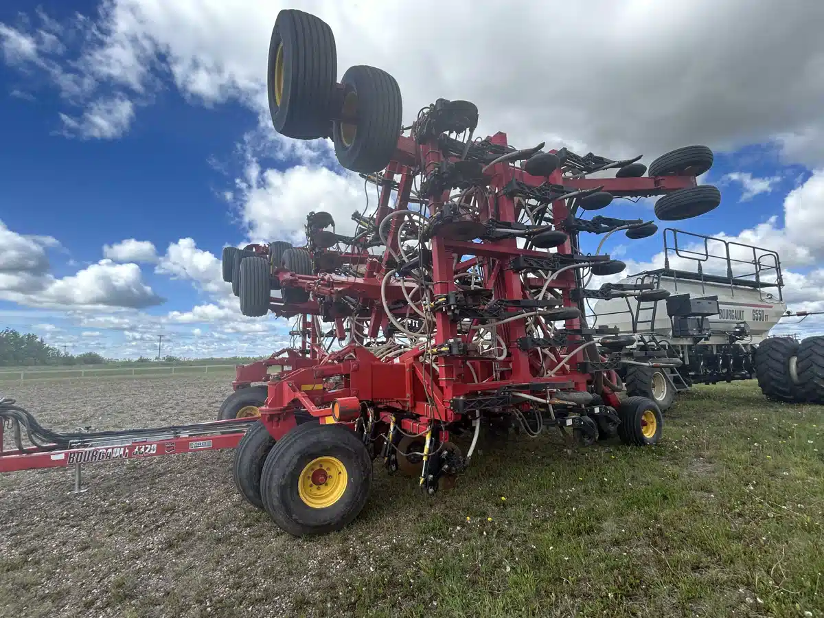 Gallery image 1 for Used 2013 Bourgault 3320-60 Air Seeder